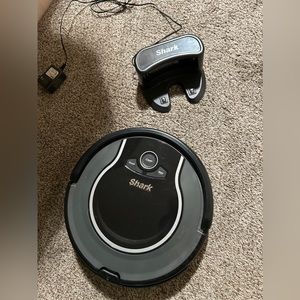 Shark Robotic Vacuum